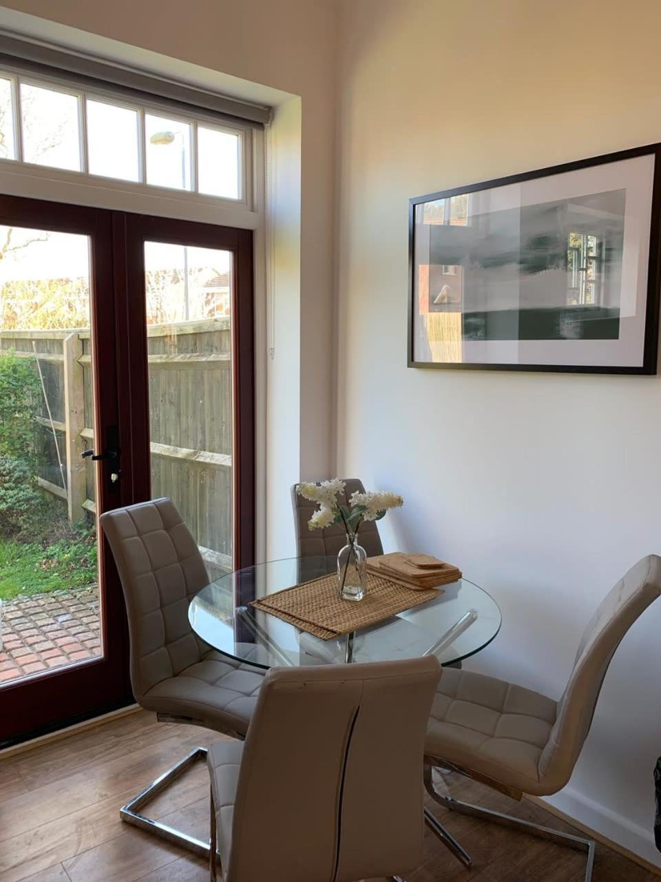 Ashbrook Lewis - Two Bedroom, Two Bathroom Cottage Nr Harwell Oxford Didcot Exterior photo