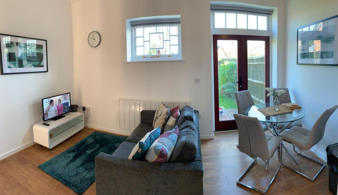 Ashbrook Lewis - Two Bedroom, Two Bathroom Cottage Nr Harwell Oxford Didcot Exterior photo
